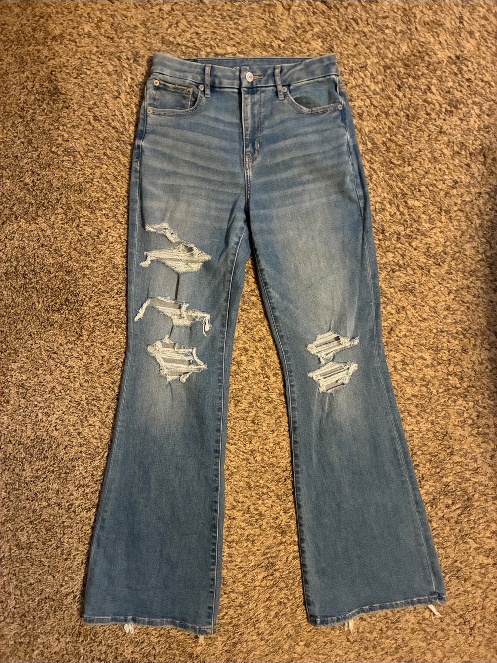 American Eagle Curvy super high Rise Flare jeans - size 4